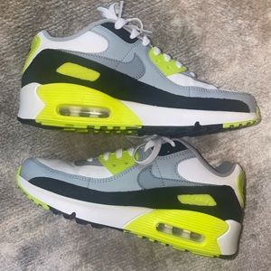 Youth air max
